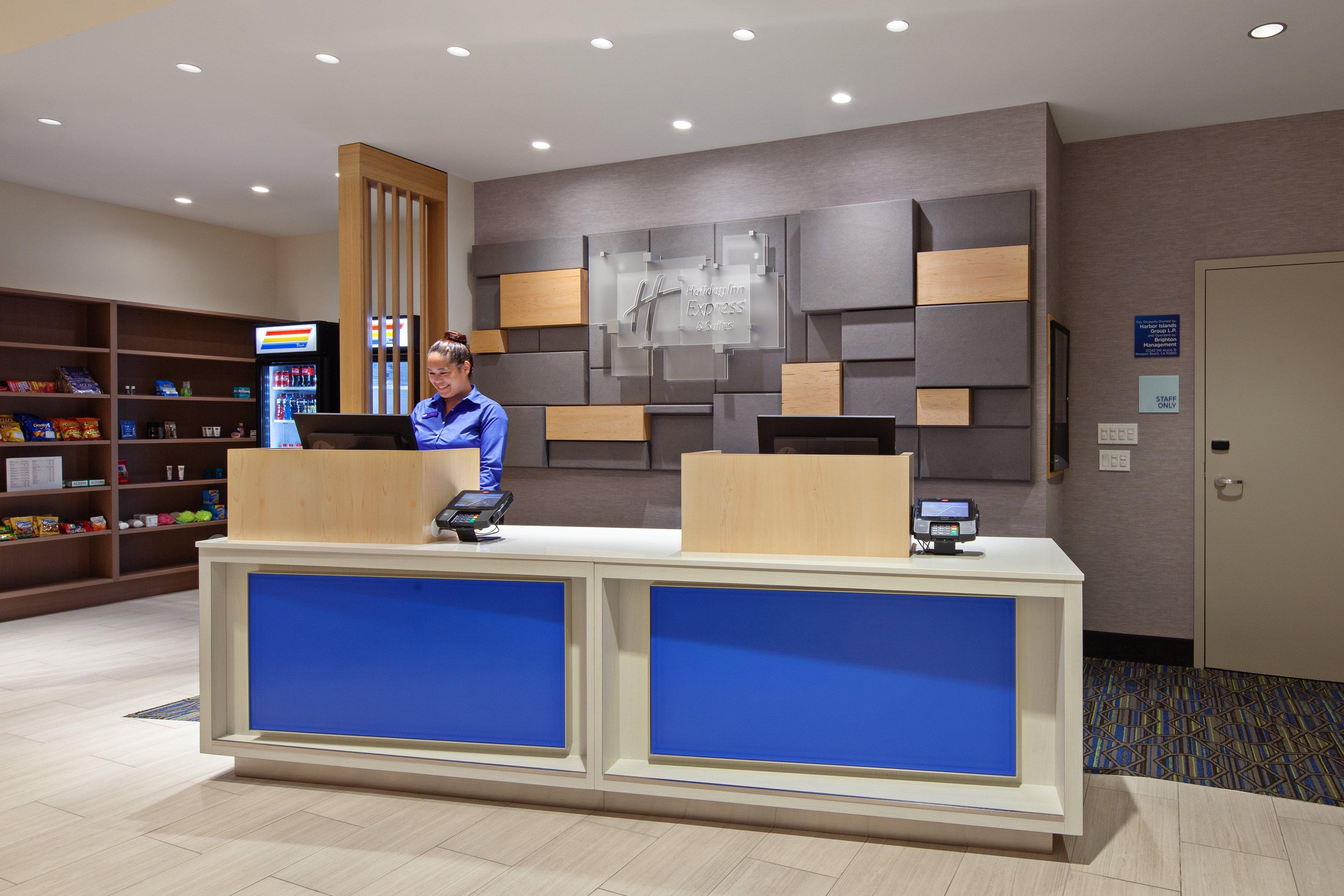 Holiday Inn Express Hotel & Suites Ventura Harbor By Ihg Exterior foto