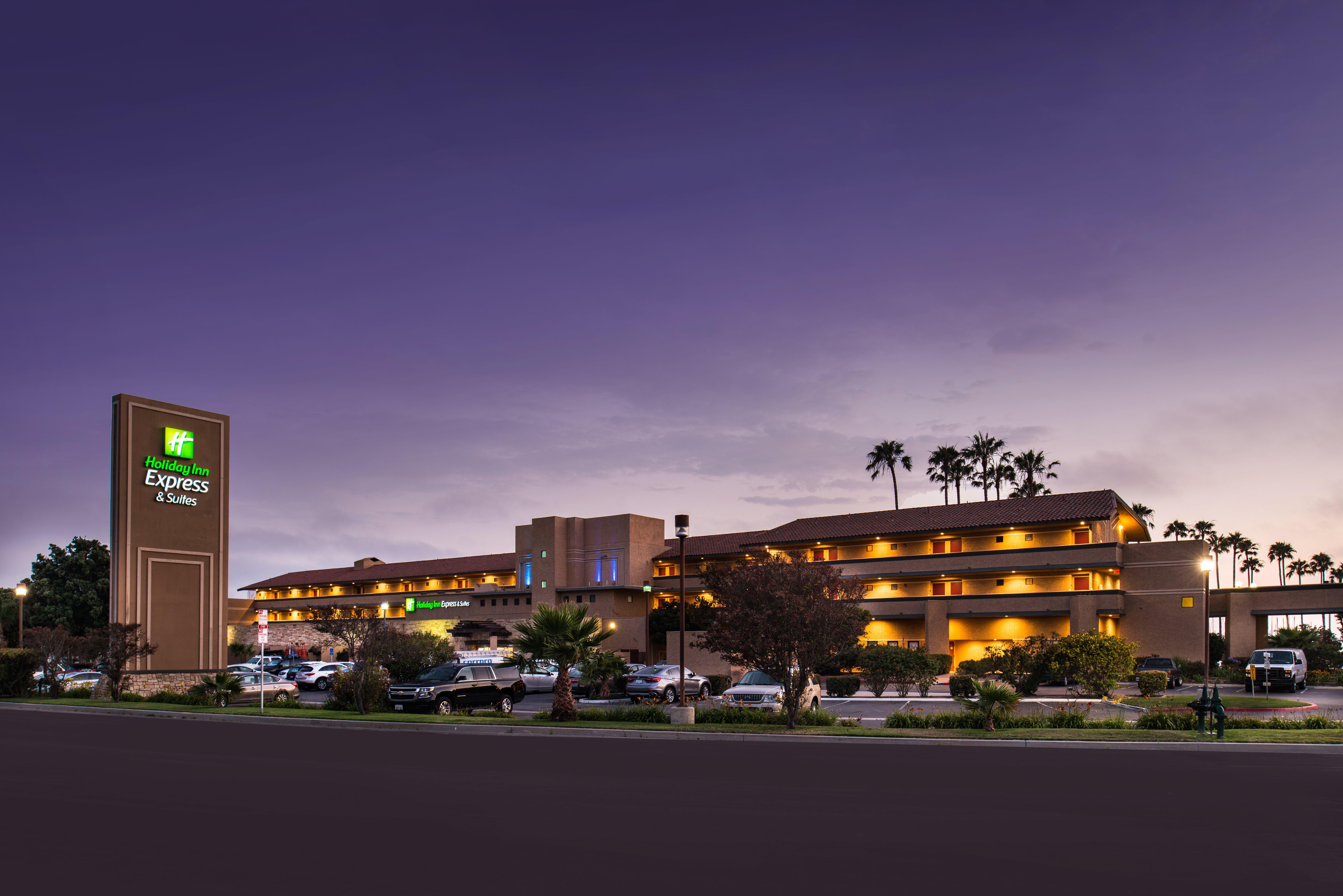 Holiday Inn Express Hotel & Suites Ventura Harbor By Ihg Exterior foto