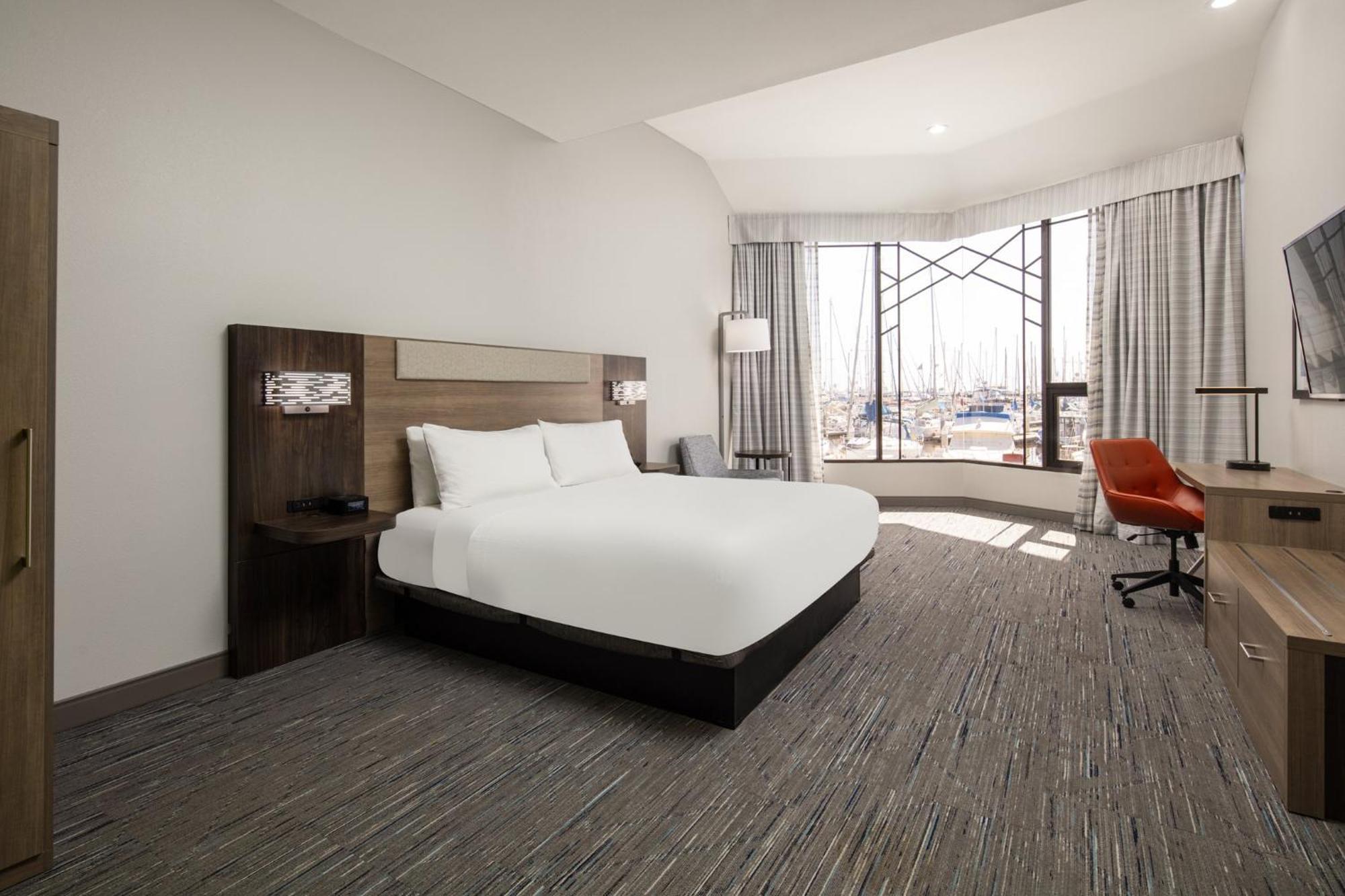 Holiday Inn Express Hotel & Suites Ventura Harbor By Ihg Exterior foto